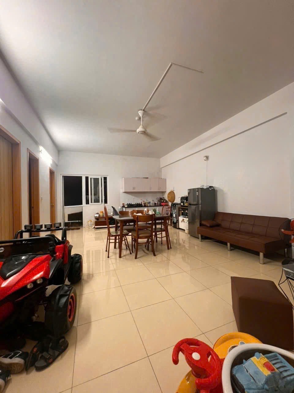 Chính chủ bán gấp căn hộ 77m2 Thanh Hà Cienco: View đẹp, Giá tốt