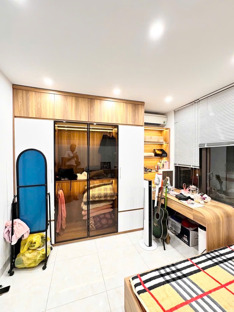 Bán nhà phố Đống Đa - 24m² - 5.65 tỷ - Vị trí đẹp, giao thông thuận tiện