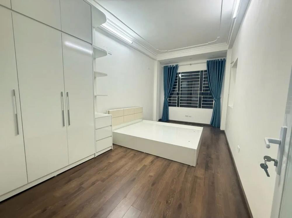 Bán Nhà Vĩnh Phúc, Ba Đình Full Nội Thất, Lô Góc - Giá Tốt Nhất