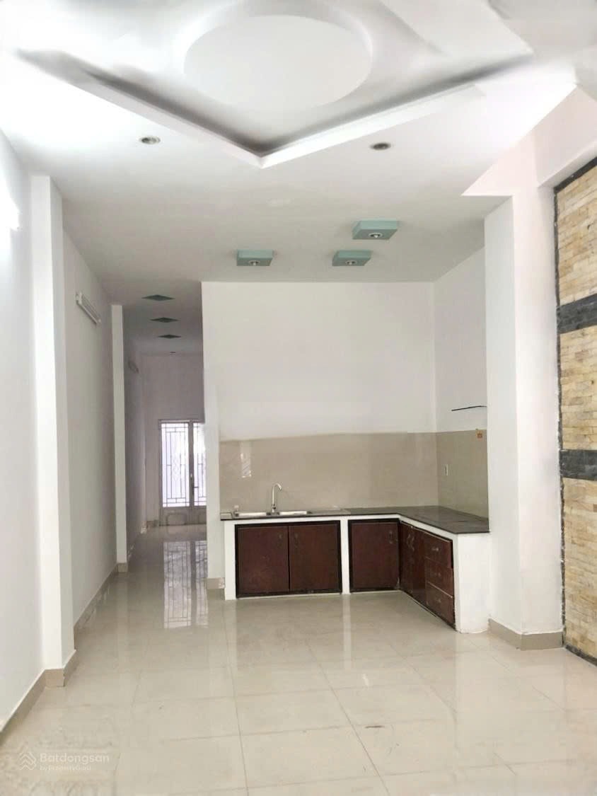 🏡 Cho Thuê Nhà Nguyên Căn Thủ Đức - Sân Trước, Sân Sau - Giá 12tr/tháng