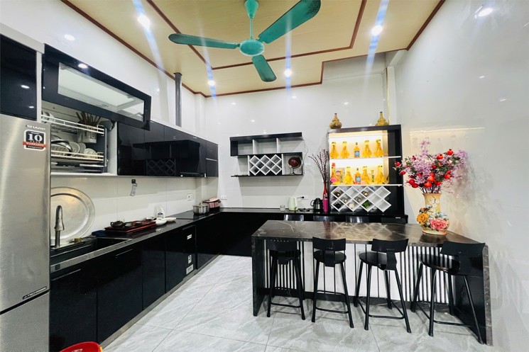 HIẾM : 5T - 48M PHÂN LÔ - OTO VÀO - ĐƯỜNG 2 OTO TRÁNH