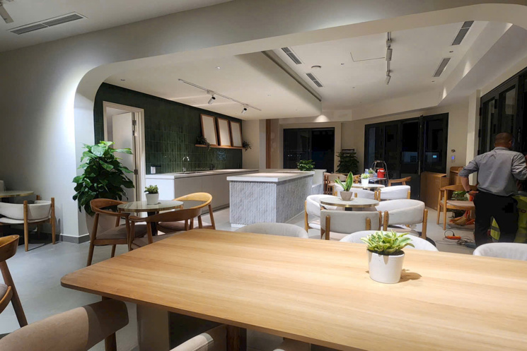 Chỉ Từ 3,6 Tỷ – Sở Hữu Nhà Thương Mại Sổ Hồng Lâu Dài