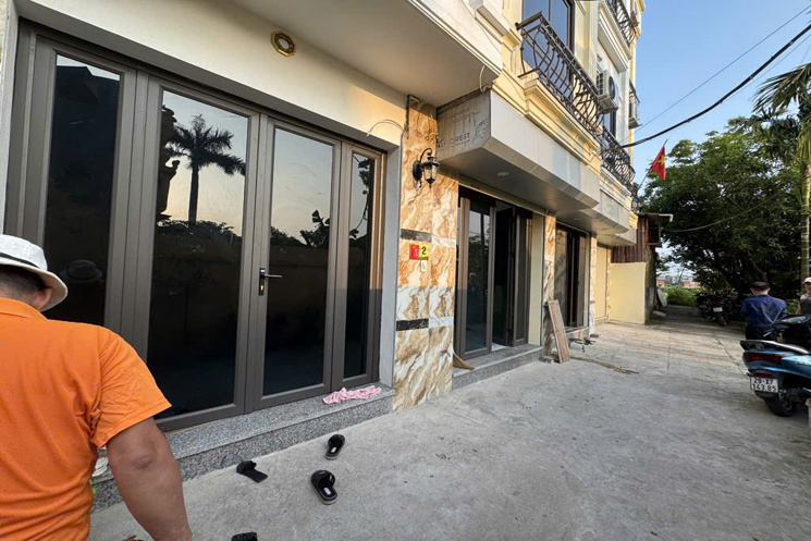 GIA ĐÌNH CHUYỂN NƠI Ở CẦN BÁN GẤP NHÀ  TẠI ĐỒNG MAI - HÀ ĐÔNG DT 35M2, NHỈNH 3 TỶ