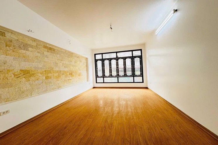 PHÂN LÔ QUÂN ĐỘI - Ô TÔ TRÁNH - KINH DOANH - DIỆN TÍCH RỘNG - VIEW BẢO TẦNG DÂN TỘC HỌC_ 5 TẦNG –