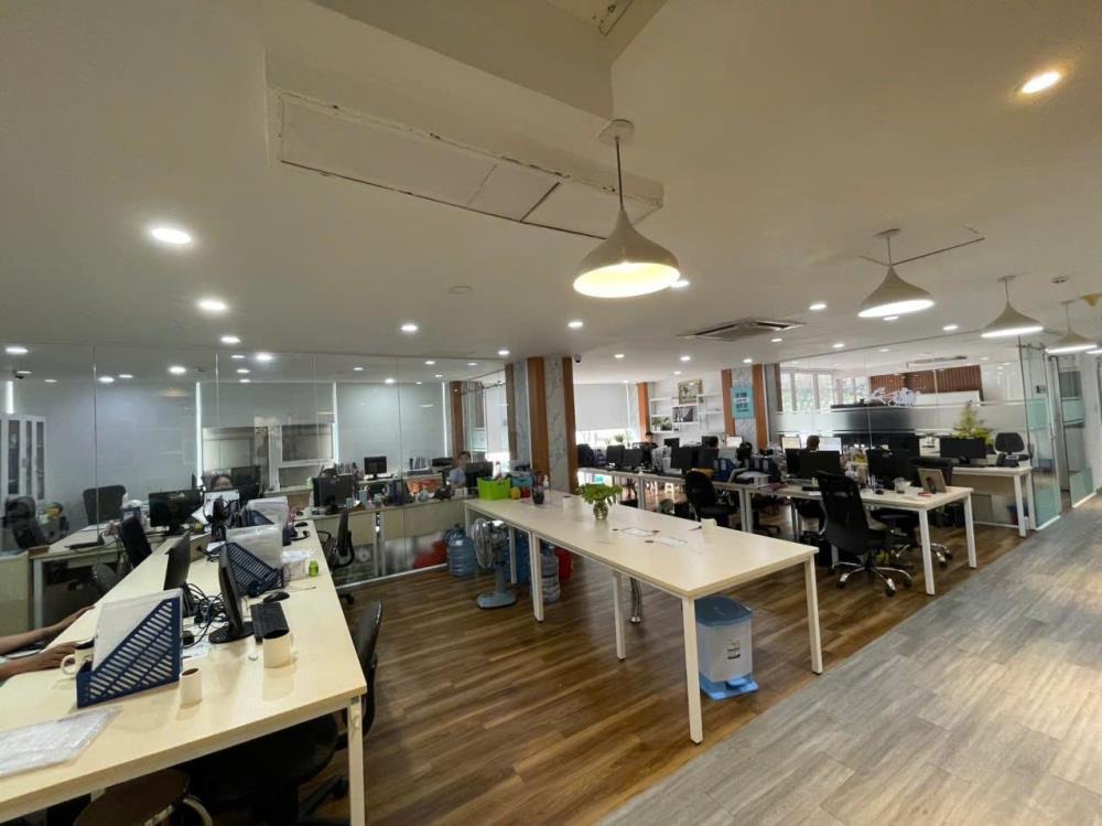 Bán Tài Sản Cao Cấp Quận 4: Dòng Tiền 4 Tỷ/Năm, Pháp Lý Minh Bạch