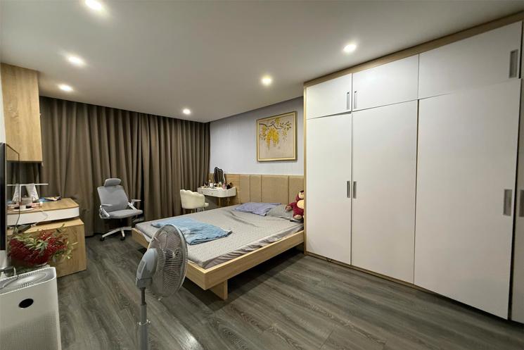 Tìm căn hộ 3PN đẹp, full nội thất, có sổ đỏ & slot ô tô?
Căn này tại Goldmark City chắc chắn sẽ