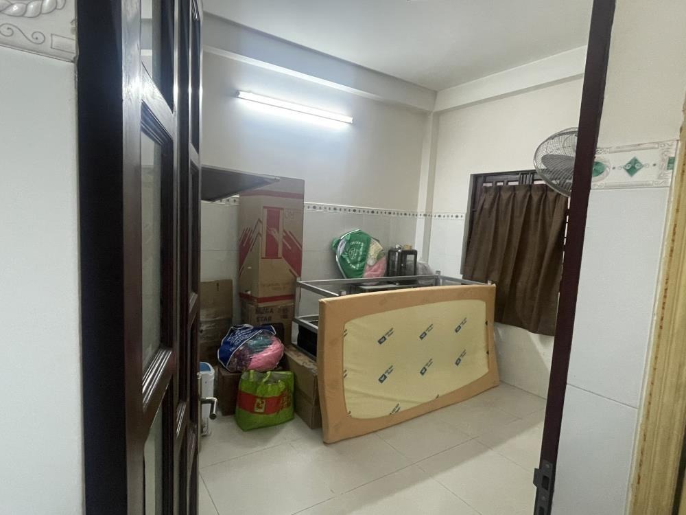 Bán Gấp Nhà 2 Tầng, 4PN, 67m2, Gần Trường THSC Lê Tấn Bê - Giá 3.5 Tỷ