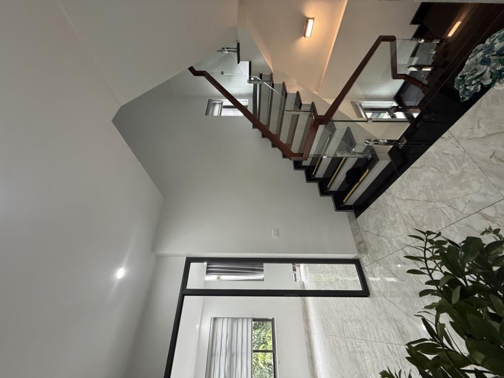 Bán Biệt Thự Phố Trịnh Văn Bô 150m2, 5 Tầng, Giá 33.5 Tỷ - Vị Trí VIP