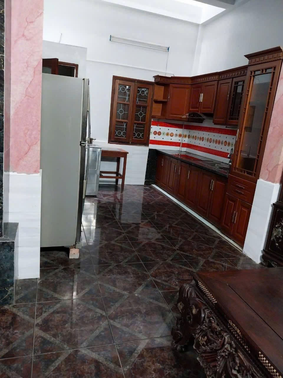 Cho Thuê Nhà 3 Tầng Phố Ngọc Hà, Ba Đình - Giá 15tr/Tháng