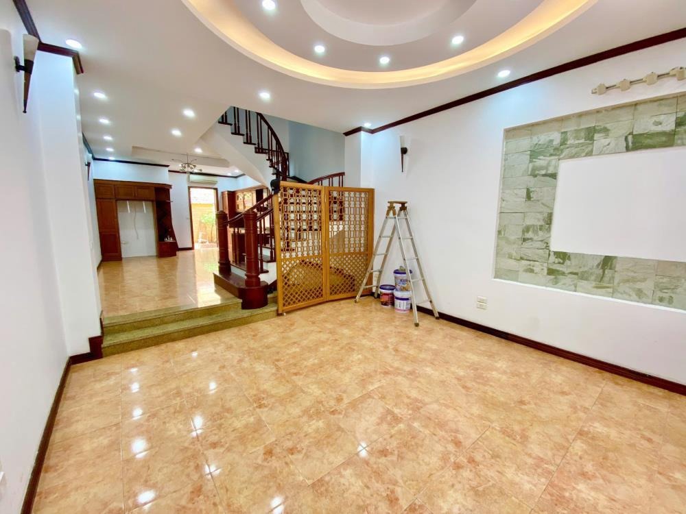 Cho Thuê Nhà 4 Tầng Nguyễn Khánh Toàn, Cầu Giấy - 35tr/tháng | Full Nội Thất