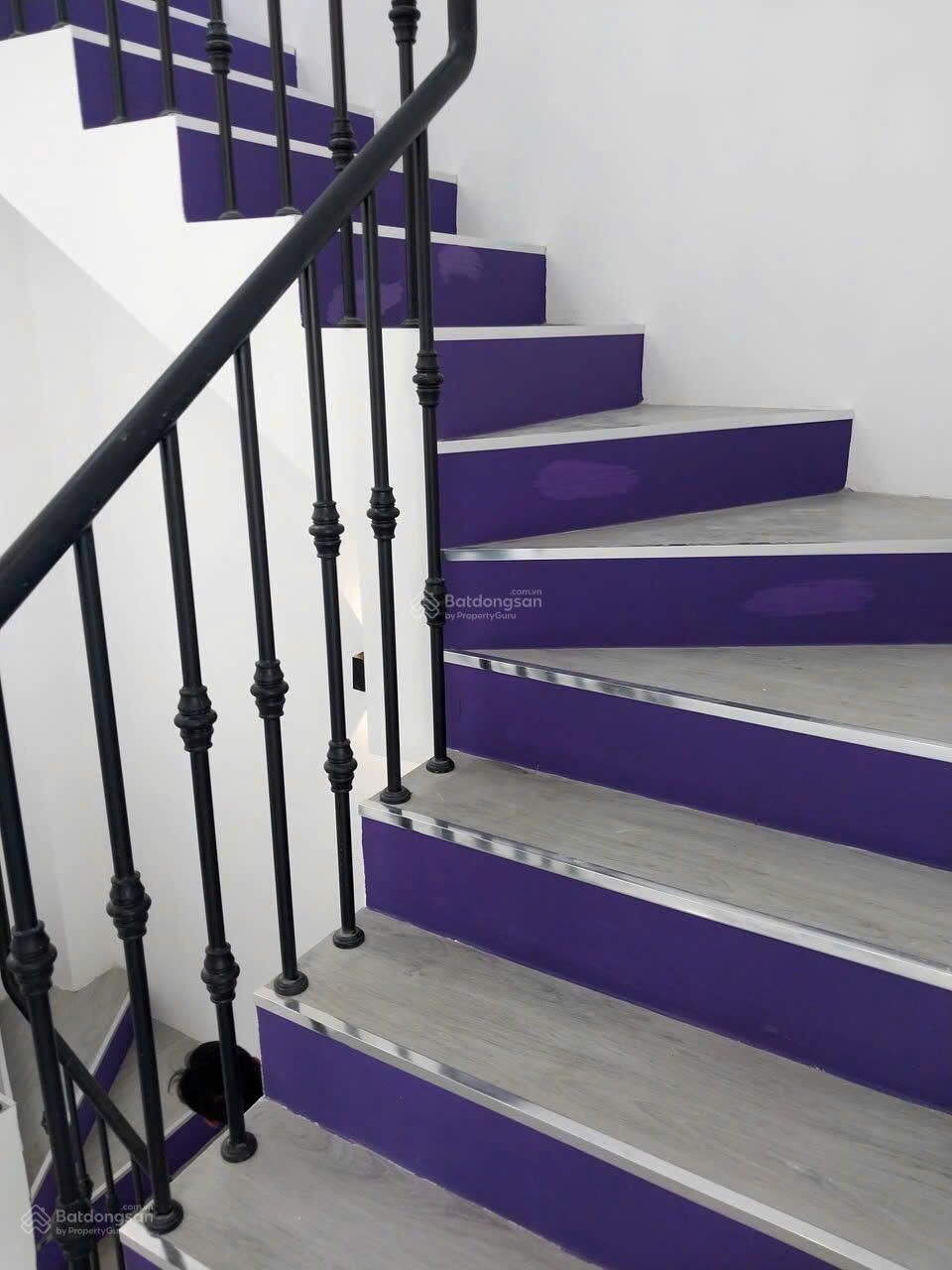 Cho Thuê Nhà Phố VinHomes Grand Park Quận 9 - 5 Tầng, Đầy đủ tiện nghi