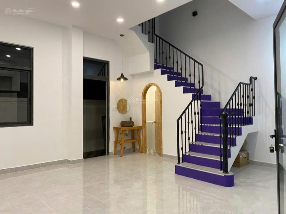 Cho Thuê Nhà Phố VinHomes Grand Park Quận 9 - 5 Tầng, Đầy đủ tiện nghi