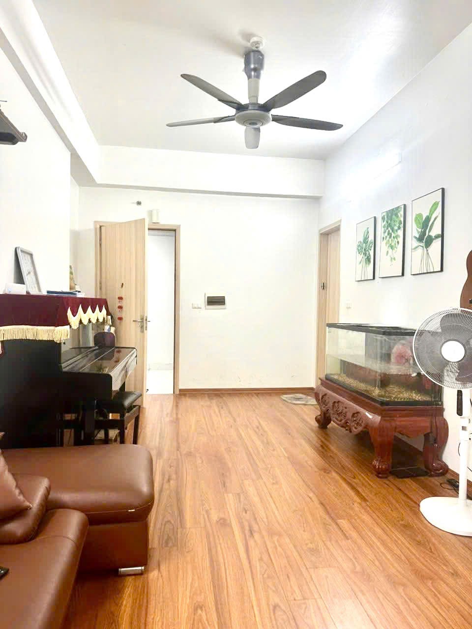 Bán Căn Hộ 2PN, Tầng 10, Chung Cư Thanh Hà: View Đẹp, Tiện Ích Vượt Trội