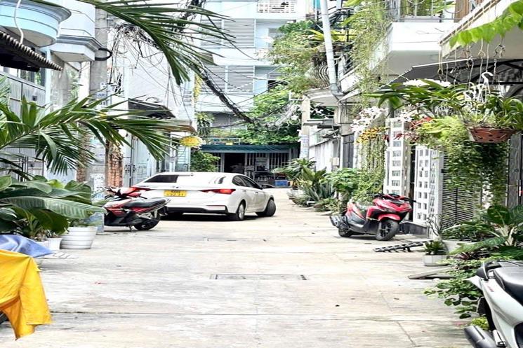 Bán nhà Gò Vấp, Phạm Văn Chiêu, hẻm xe hơi, gần DreamHome, 43m², 3 tầng, 4PN, 5.3 tỷ TL