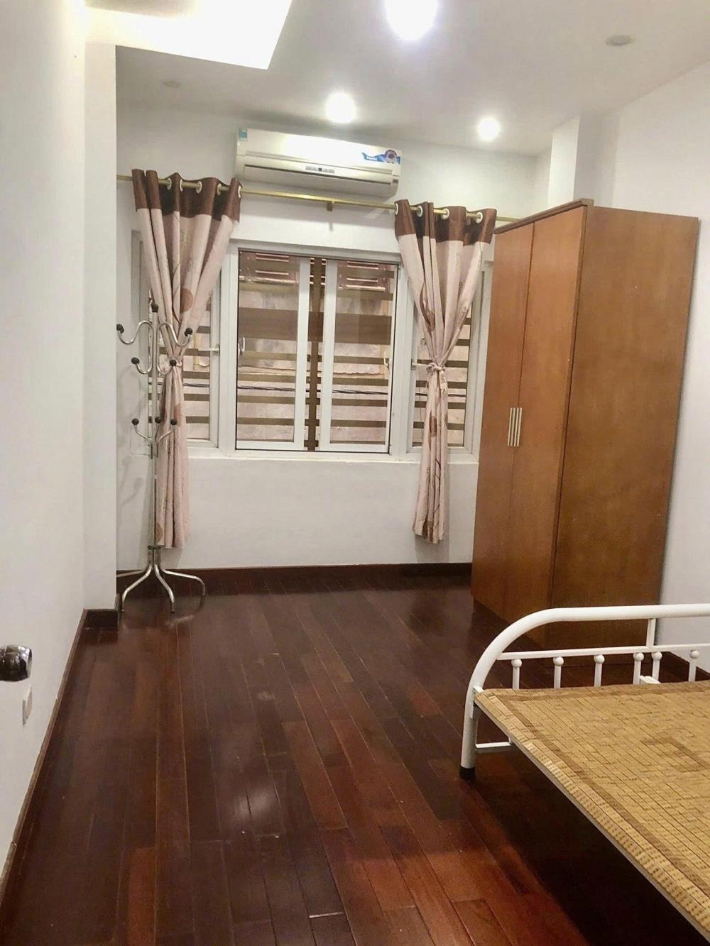 Cho Thuê Nhà 4 Tầng Phố Kim Mã, Ba Đình - Giá 15 Triệu/Tháng