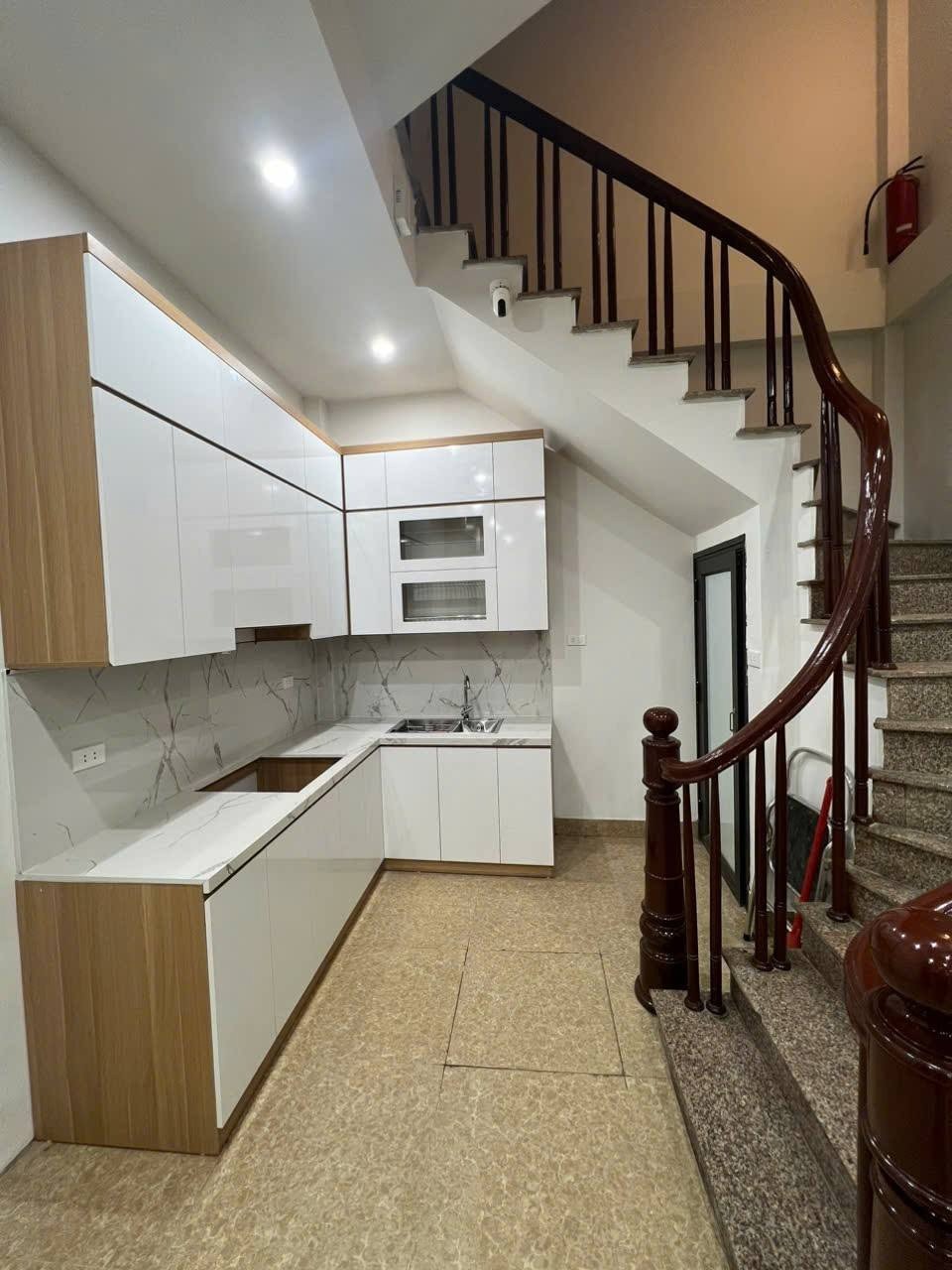 Căn Nhà Đẹp Giá Tốt Tại Tố Hữu - 8.65 Tỷ Full Nội Thất