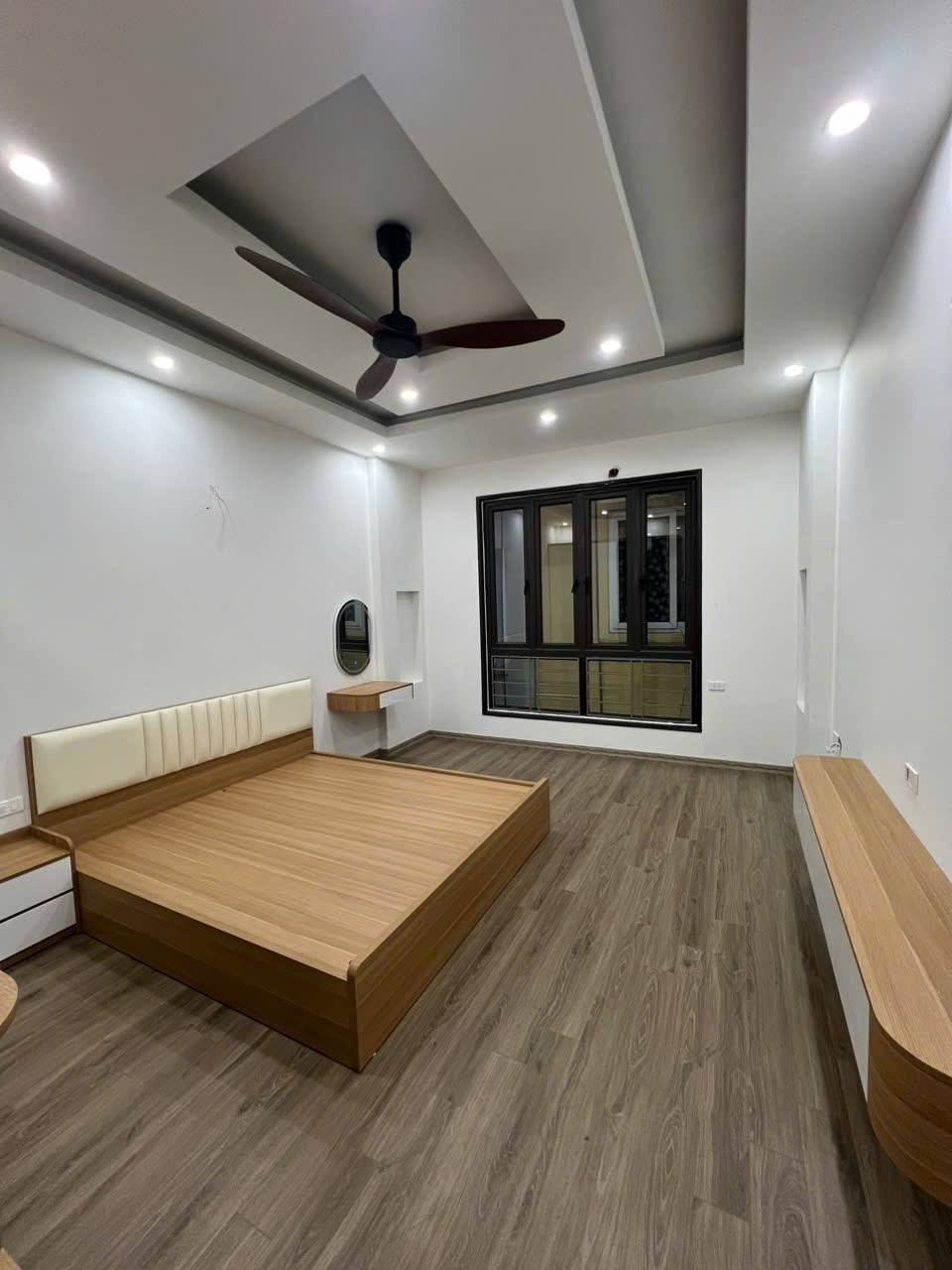 Căn Nhà Đẹp Giá Tốt Tại Tố Hữu - 8.65 Tỷ Full Nội Thất