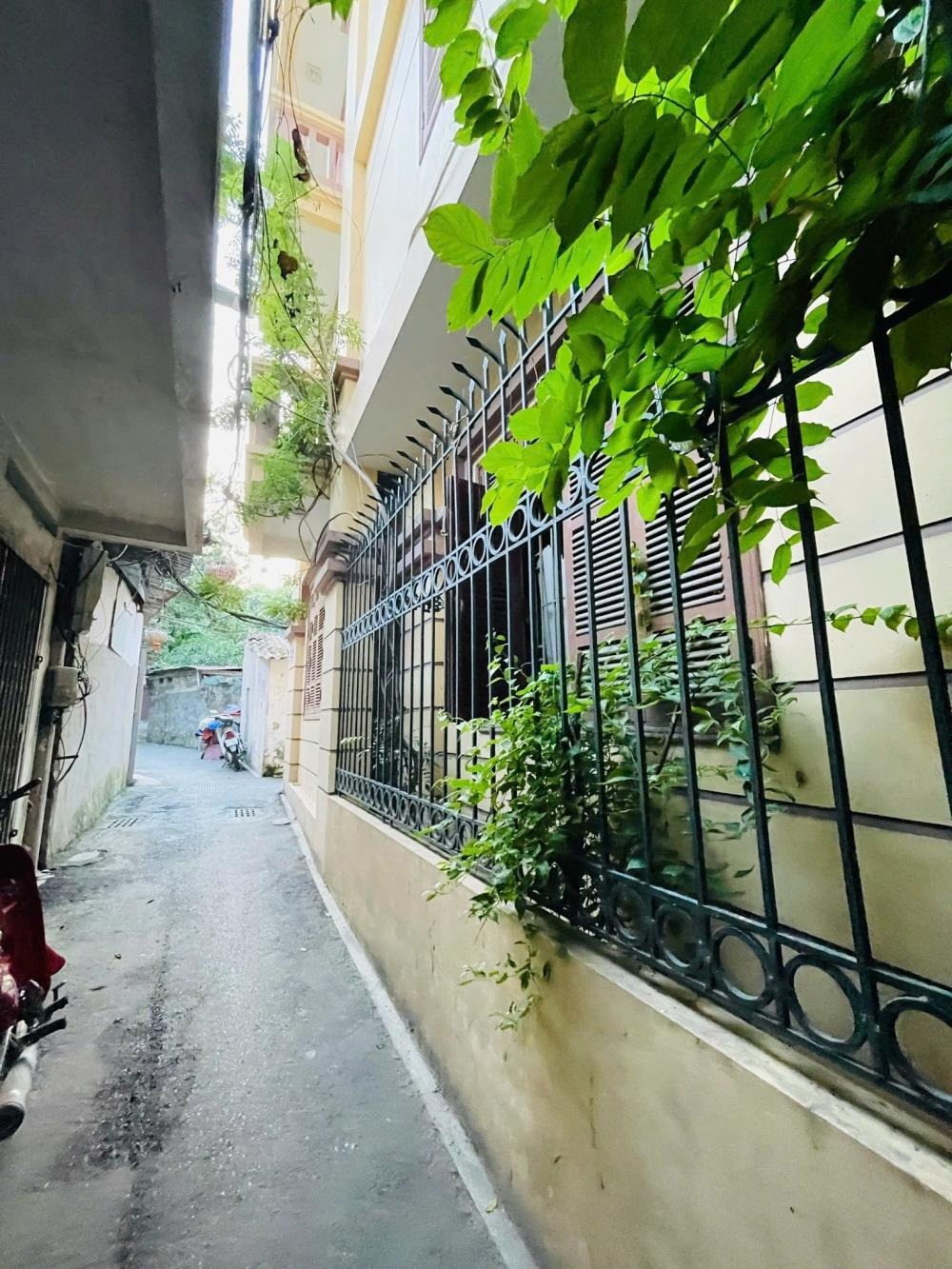 Bán nhà Tây Hồ - Vị trí Vàng, 3 Mặt Ngõ, 92m² - 16 tỷ
