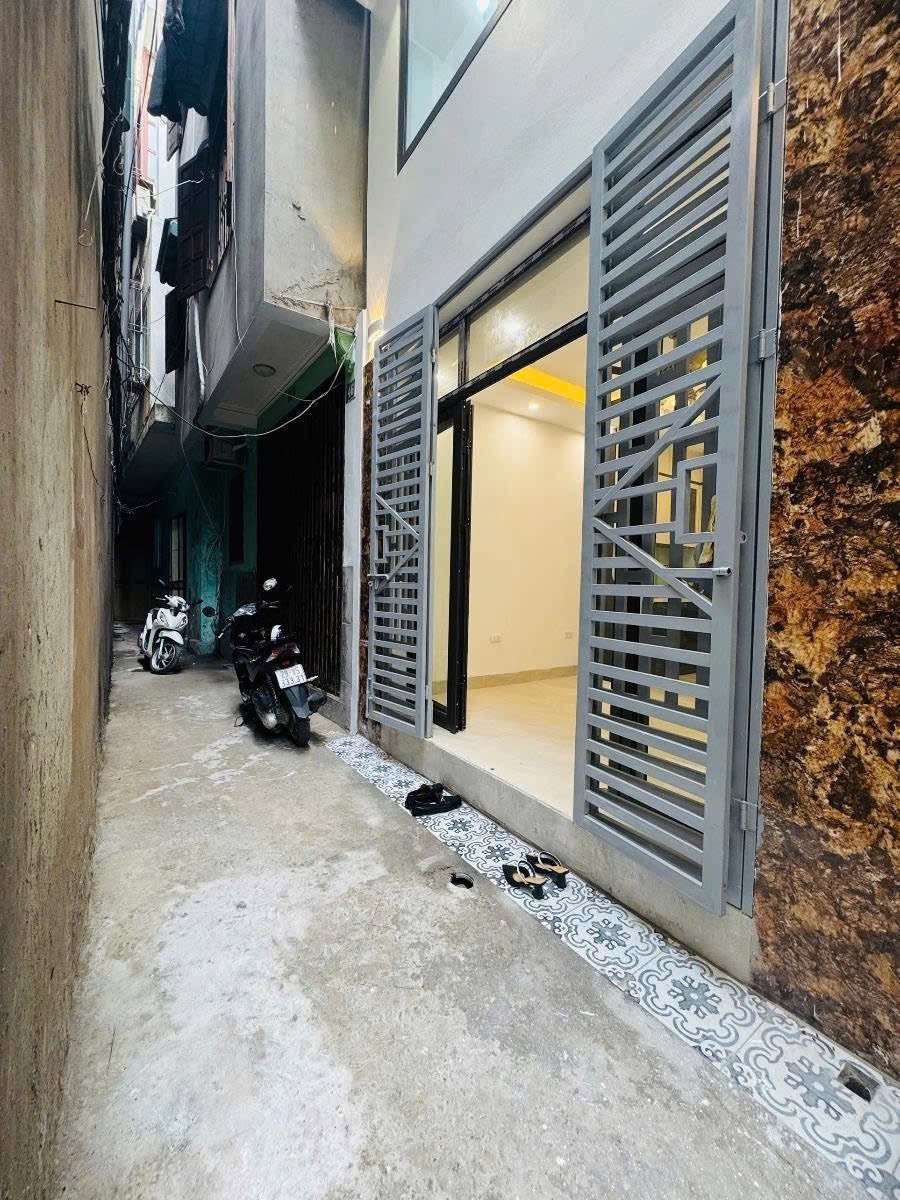 Lệnh Cư Khâm Thiên - Nhà 5 Tầng, Full Nội Thất, Giá Tốt