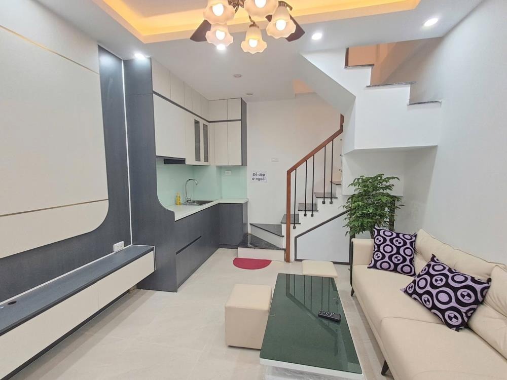 Lệnh Cư Khâm Thiên - Nhà 5 Tầng, Full Nội Thất, Giá Tốt