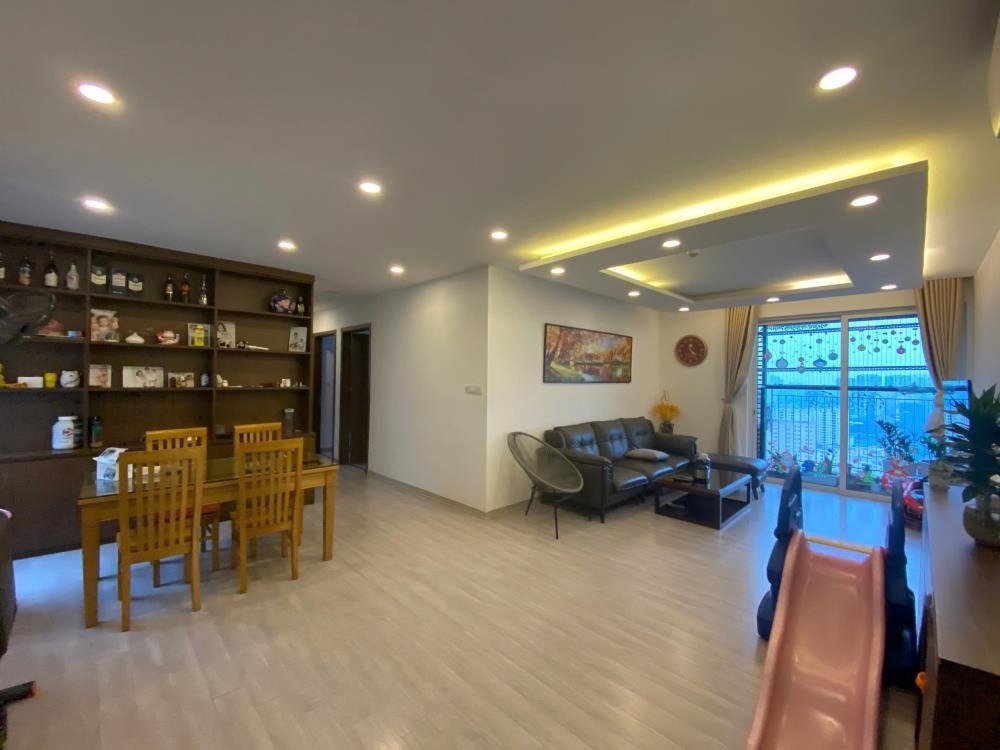 Bán căn hộ Seasons Avenue 3PN, 117m2, Full đồ cao cấp - Giá 7.8 tỷ