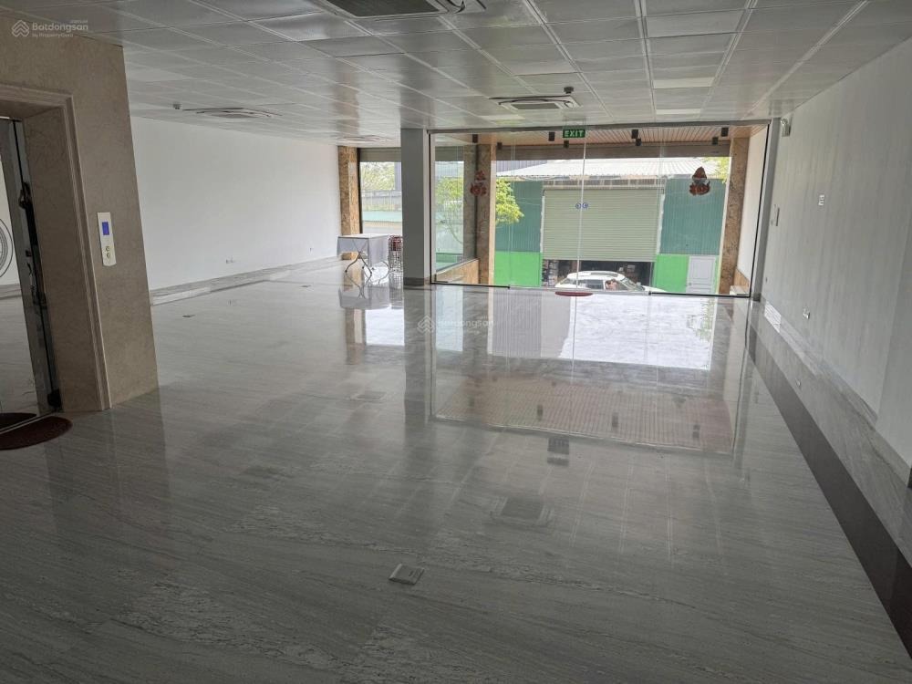 Chính chủ cho thuê tòa nhà văn phòng 4 tầng, 130m2/tầng, mặt tiền 9.5m, Thanh Trì, Hà Nội