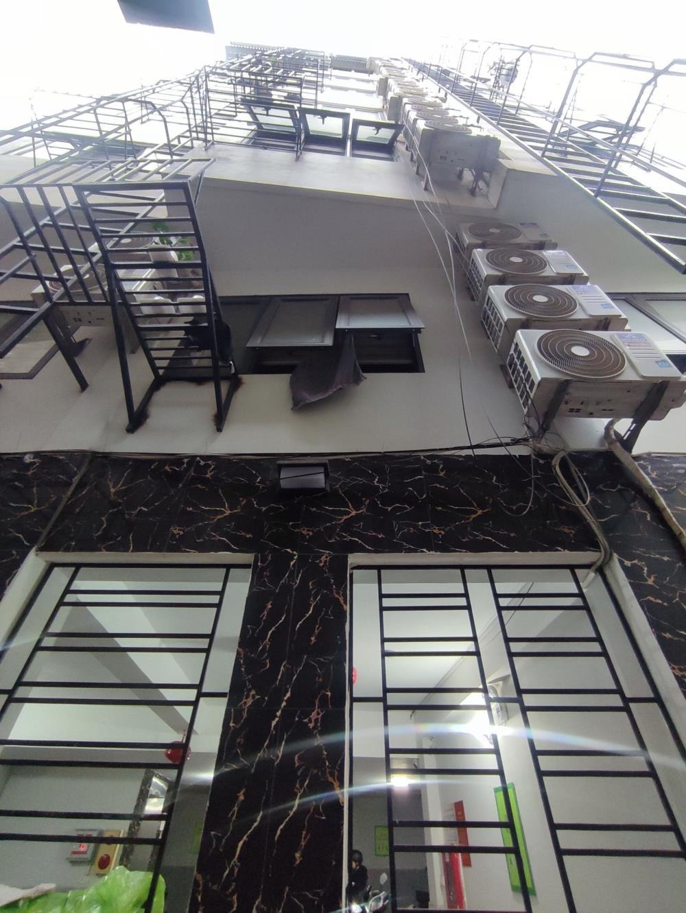 Chung Cư Mini Phùng Khoang - Đầu Tư Sinh Lợi Cao, Vị Trí Vàng