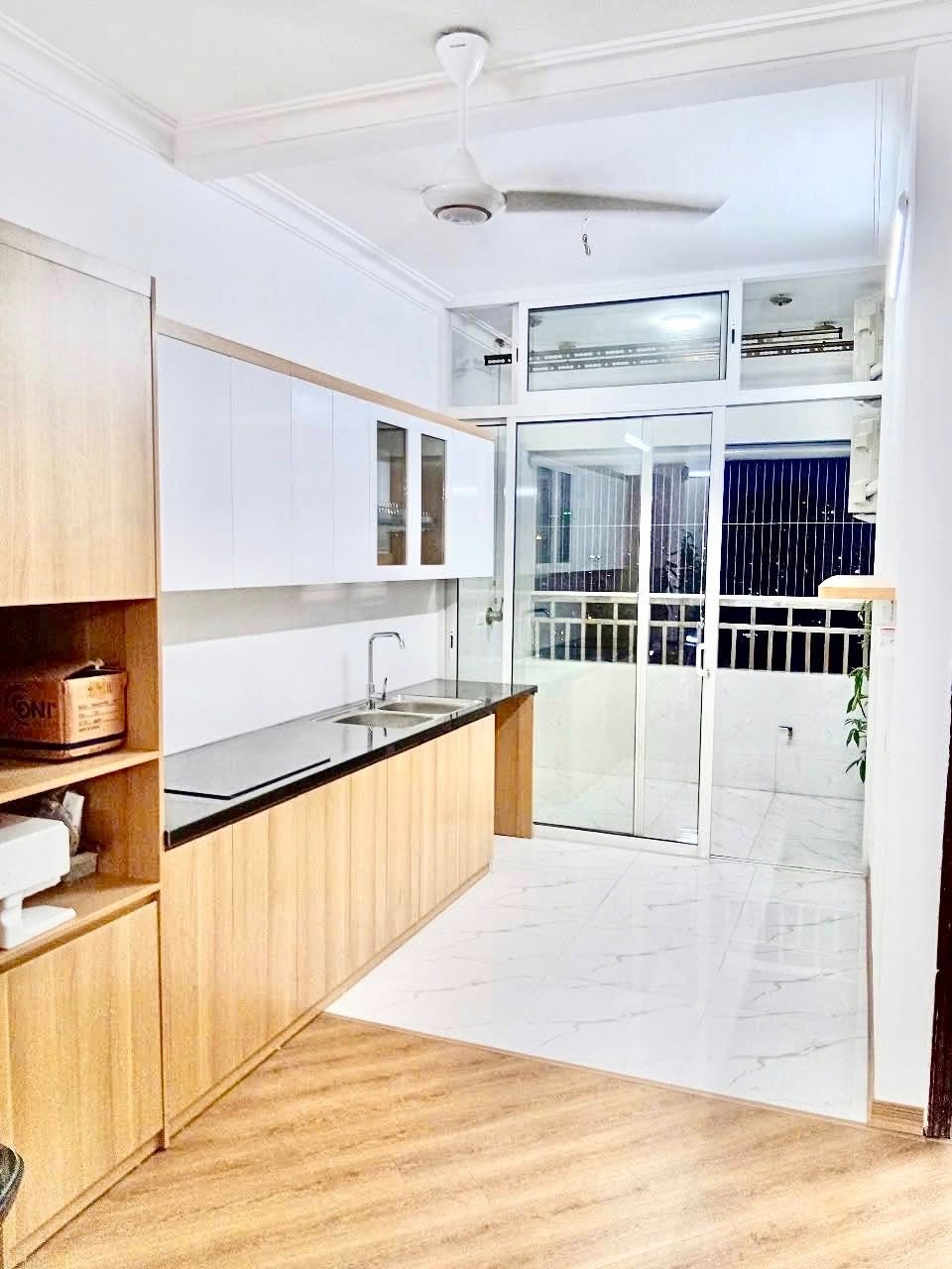 Căn hộ 3PN Trung Hòa Nhân Chính Full Nội Thất, 9.45 tỷ