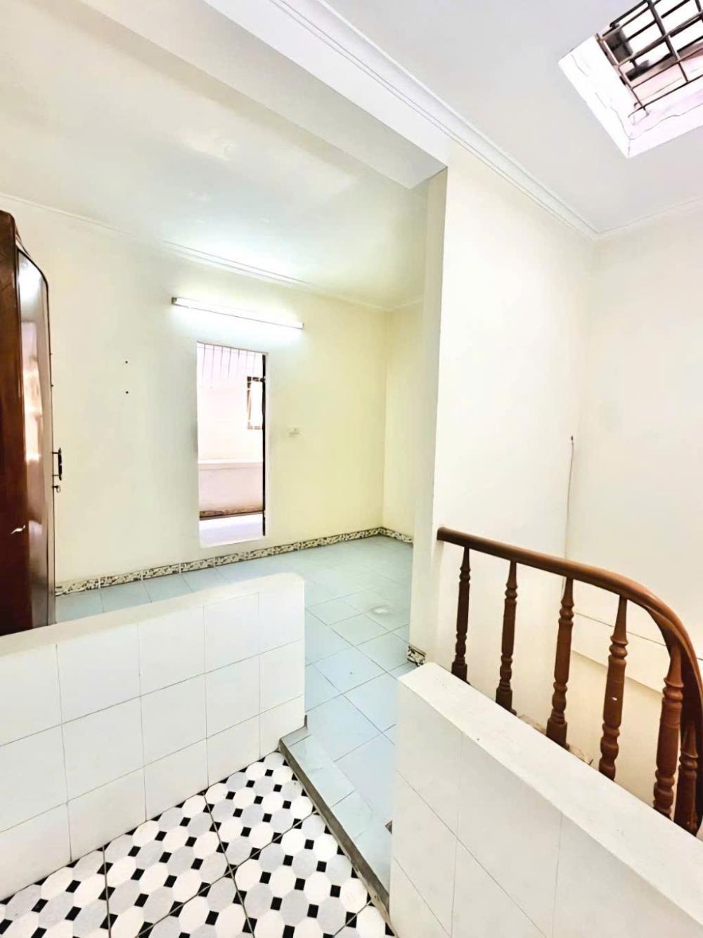 Bán đất tặng nhà 3 tầng Mê Linh, Hà Nội - Vị trí đẹp, kinh doanh sầm uất