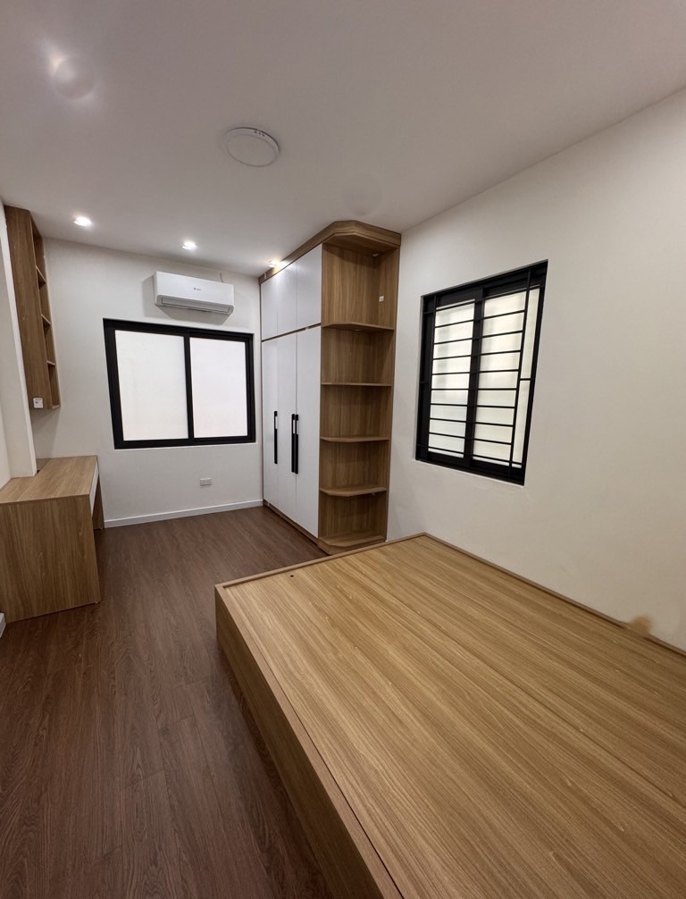 Nhà Góc Mai Hương - Full Nội Thất - 45m Bạch Mai - 6.5 tỷ