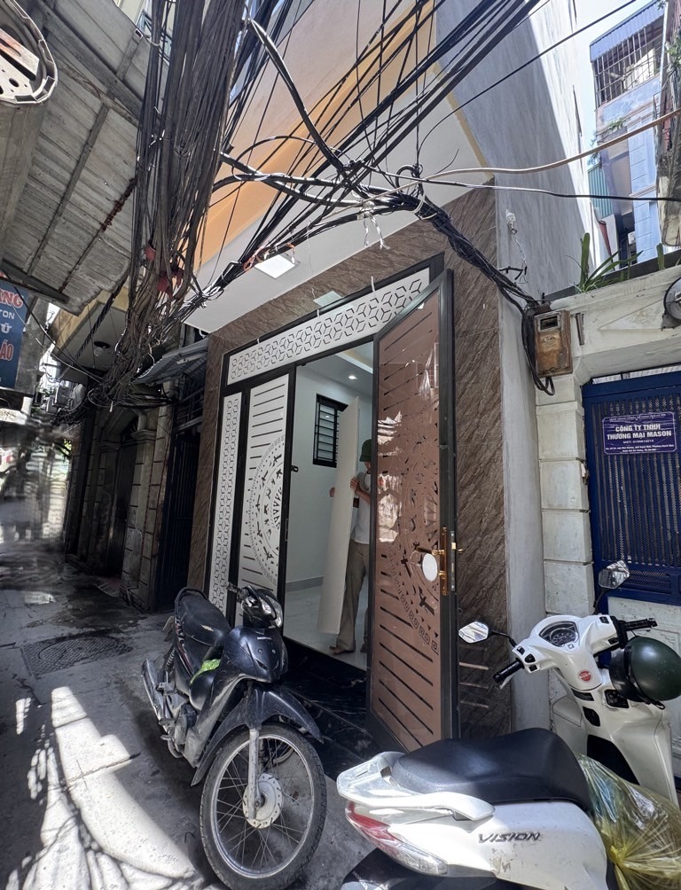 Nhà Góc Mai Hương - Full Nội Thất - 45m Bạch Mai - 6.5 tỷ