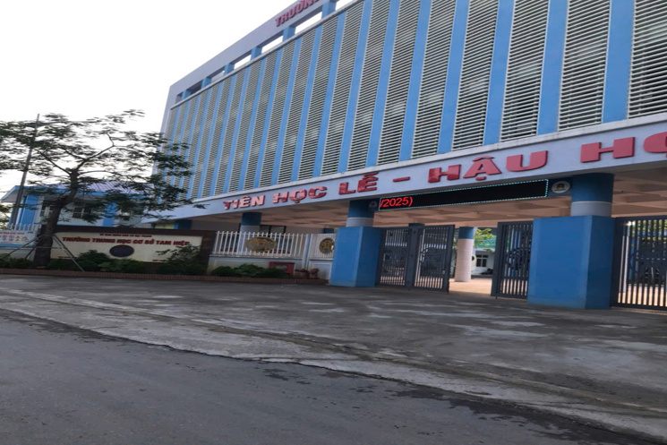 SIÊU HIẾM - KINH DOANH, LÔ GÓC Ô TÔ TẢI VÀO NHÀ 45m2 HƠN 5 TỶ