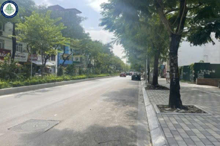 Siêu phẩm Biệt thự Lạc Long Quân, 93m, 5 tầng, oto ngủ trong nhà, vài bước caffe Hồ Tây lộng gió!