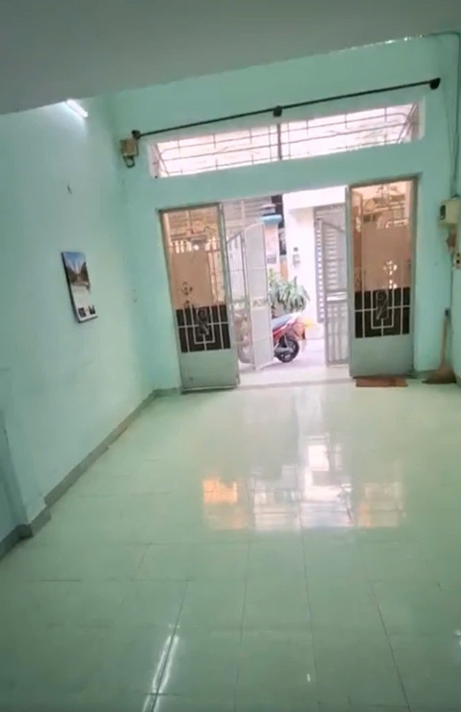 Bán nhà Tân Phú - 40m2, 3 tầng, 5.7 tỷ - Vườn Lài - Sổ Hồng Riêng