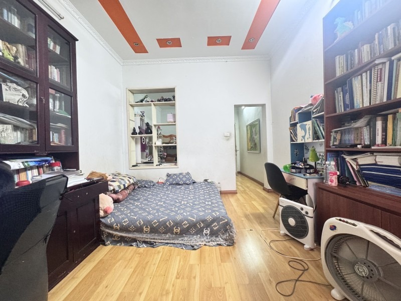 Bán nhà Nguyễn Sơn, Long Biên - 66m² 3 Tầng, Ô Tô Tránh - Giá 16 Tỷ