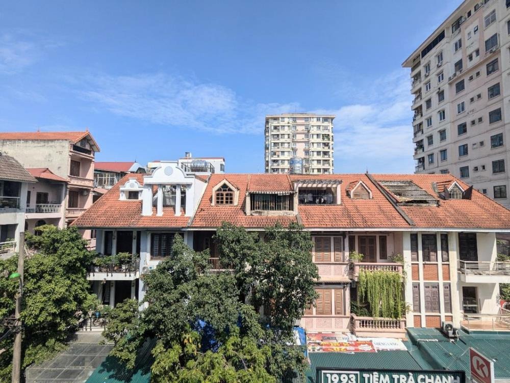 Bán Gấp Nhà Mặt Phố Ba Đình: 5 Tầng, Thang Máy, Giá 26.2 Tỷ