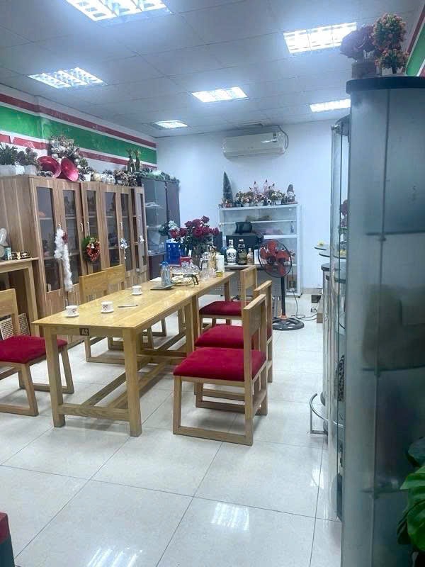 Bán nhà mặt phố Khâm Thiên, Đống Đa - 83m2, 60 tỷ - Vị trí kinh doanh