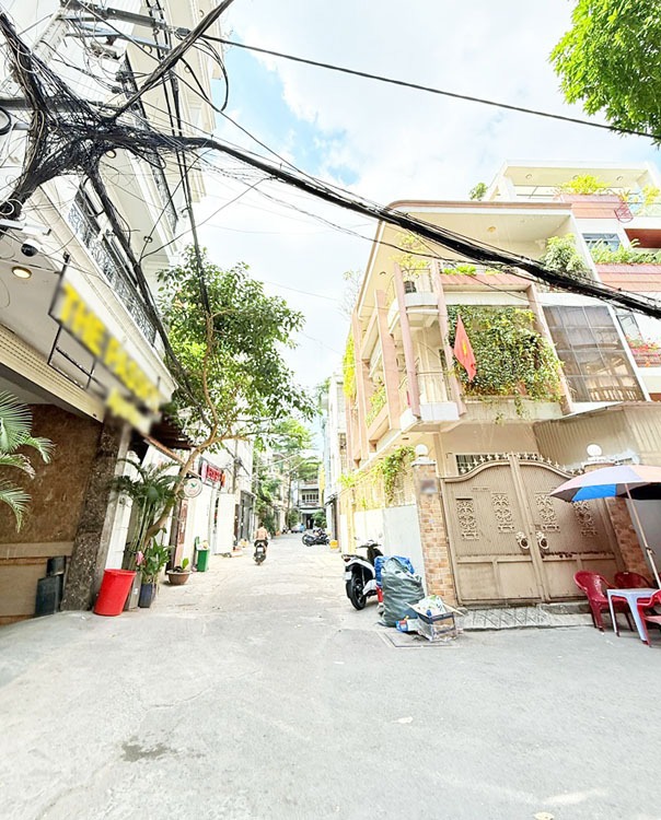 Nhà 4 Tầng, Hẻm Xe Hơi, Tân Sơn Hòa: 110m2, Giá 17.x Tỷ