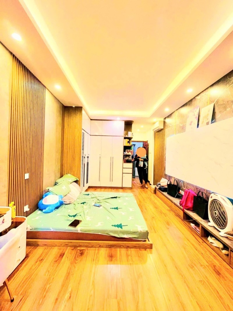 Bán nhà Phúc Đồng, Long Biên: 45m2, 6 Tầng, Thang Máy, Oto Vào, Giá Tốt