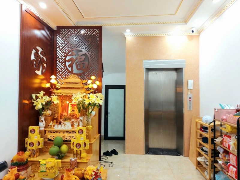 Bán nhà Phúc Đồng, Long Biên: 45m2, 6 Tầng, Thang Máy, Oto Vào, Giá Tốt