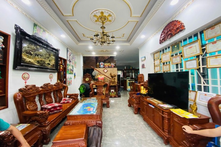 MẶT TIỀN ĐƯỜNG 16M KDC KHANG ĐIỀN – 3 TẦNG HIỆN ĐẠI, 160M², 4PN MẶT TIỀN ĐƯỜNG 16M KDC KHANG ĐIỀN – 3 TẦNG HIỆN ĐẠI, 160M², 4PN