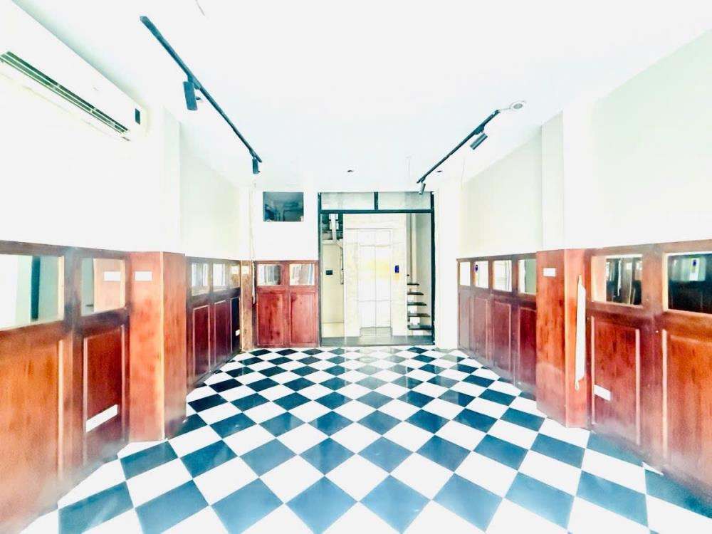 Nhà Mặt Phố Tây Sơn - 80m² - Giá 29.5 Tỷ - Vị Trí Kinh Doanh Đỉnh Cao