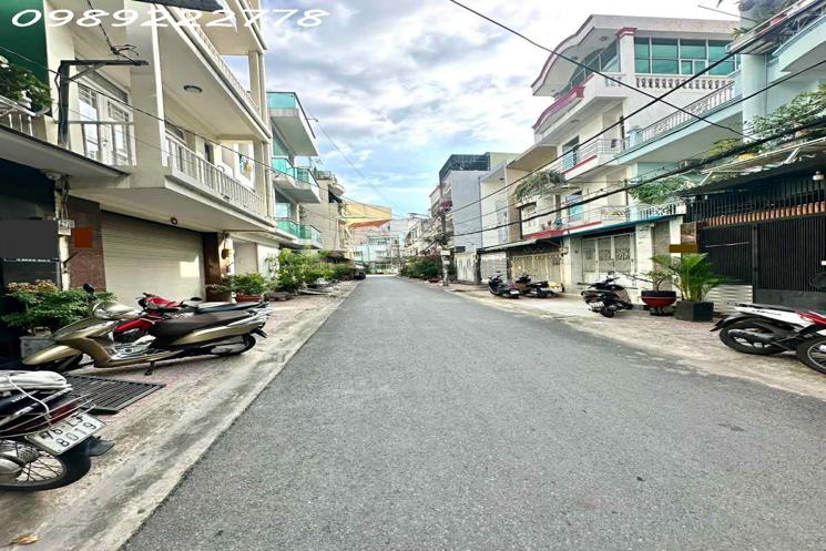 #BÌNH_THẠNH]- MẶT TIỀN ĐƯỜNG 10M -P26- Ô TÔ VÀO BEN  TRONG - DT4.2X15- 3 TẦNG- VỊ TRÍ SIÊU ĐẸP KINH