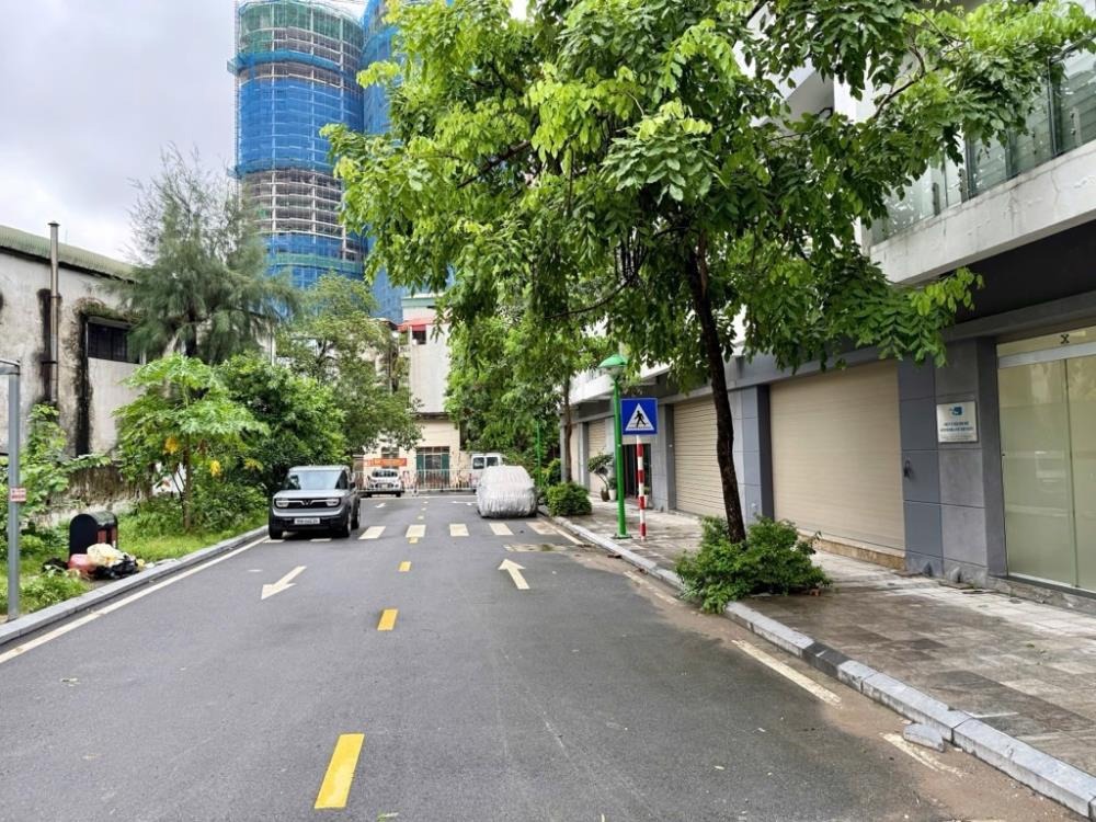 Siêu phẩm Định Công: Liền kề mới xây, nội thất 5 sao, thang máy, 6 tầng