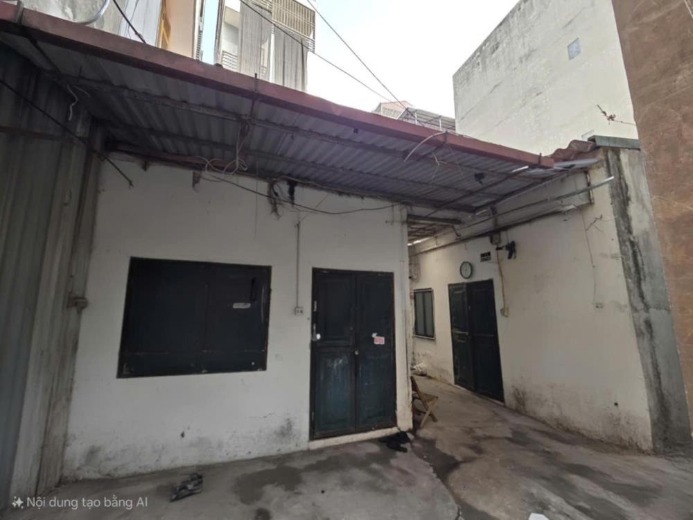 Bán Đất Tây Hồ - 125m2, C4, Gần Hồ Tây - Giá 20.9 Tỷ