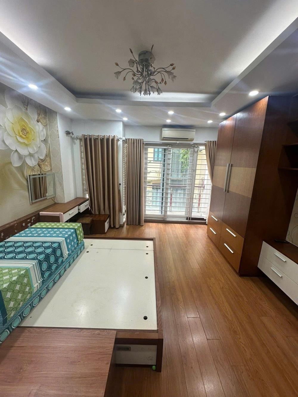Bán nhà riêng Trần Duy Hưng 42m2, 5 tầng, mặt tiền 4.2m, phân lô, ô tô tránh, giá 22.5 tỷ