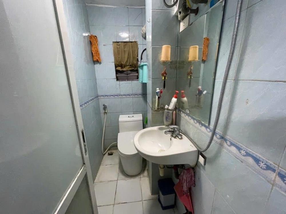 Bán Đất - Tặng Nhà Khâm Thiên: 5 Tầng, Mặt Tiền Rộng, Vị Trí Đắc Địa