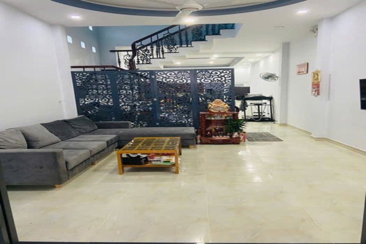 Nhà Mặt tiền Vuông 3 tầng Xe tải tránh 100m2 – Thạnh Lộc 31 Q12