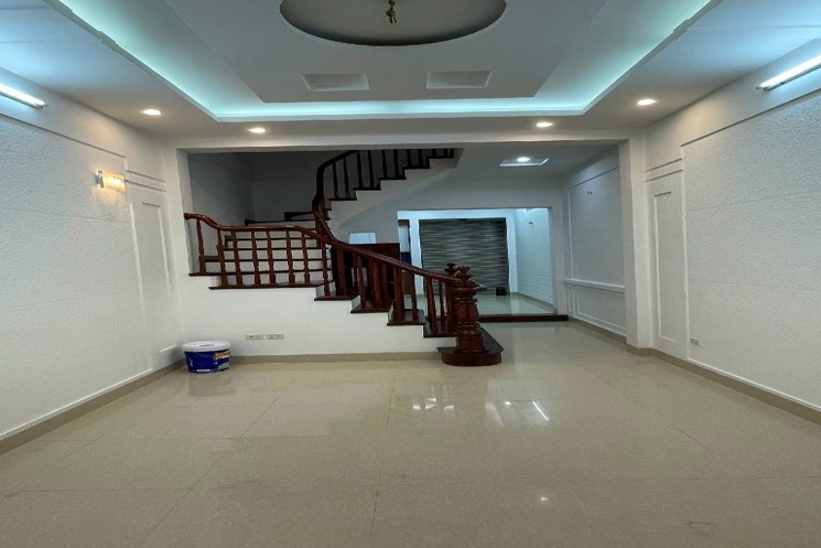 CẦU GIẤY-DT 50M x 5 TẦNG -LÔ GÓC-Ô TÔ TRÁNH 40M GIÁ 11,6 TỶ