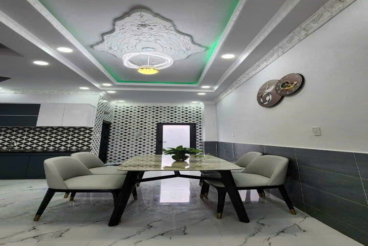 Nhà Mặt Tiền Hẻm 994 Huỳnh Tấn Phát Quận 7 – Giá 5 Tỷ 200 Triệu (TL)